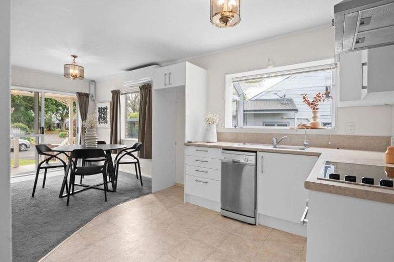 Photo of property in 17 Olwyn Green, Dinsdale, Hamilton, 3204
