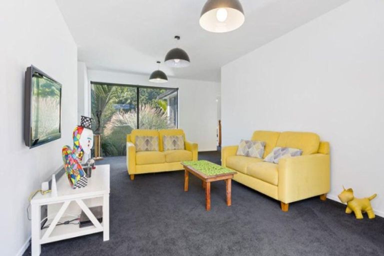 Photo of property in 14 Brooklands Road, Brooklands, New Plymouth, 4310
