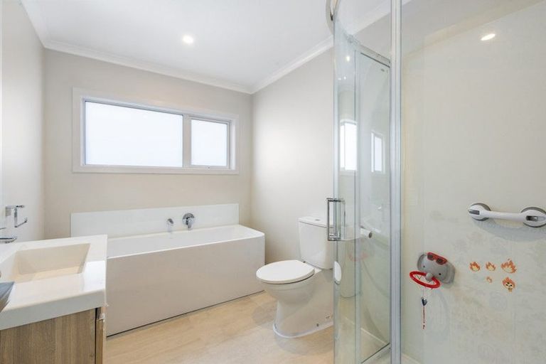 Photo of property in 169 Waipounamu Drive, Kelson, Lower Hutt, 5010