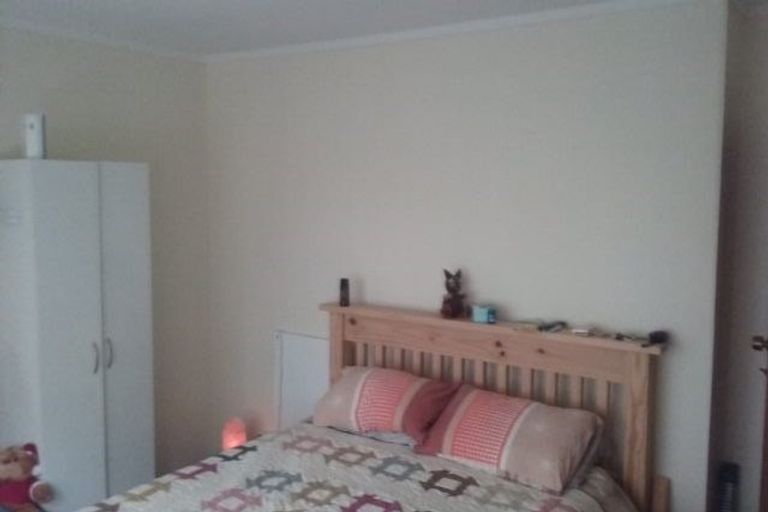 Photo of property in 83 Daffodil Street, Titirangi, Auckland, 0604