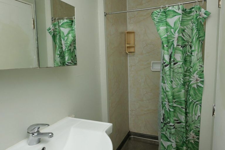 Photo of property in 20 Ngapotiki Street, Paraparaumu Beach, Paraparaumu, 5032