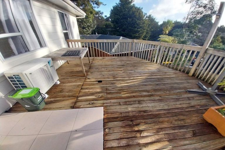 Photo of property in 1/14 Vonnell Place, Birkdale, Auckland, 0626