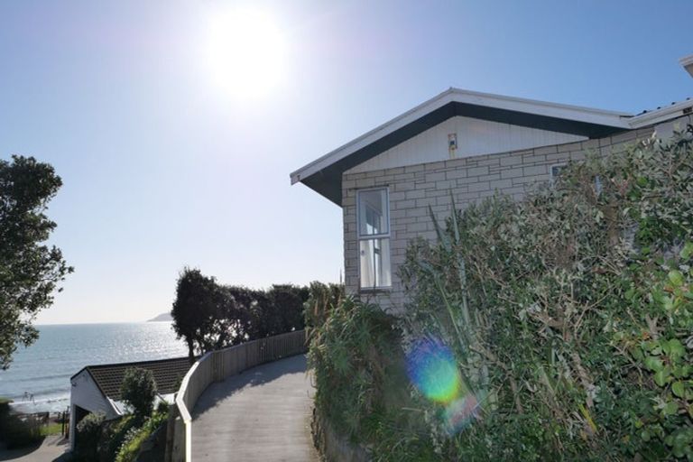 Photo of property in 105 Rosetta Road, Raumati South, Paraparaumu, 5032