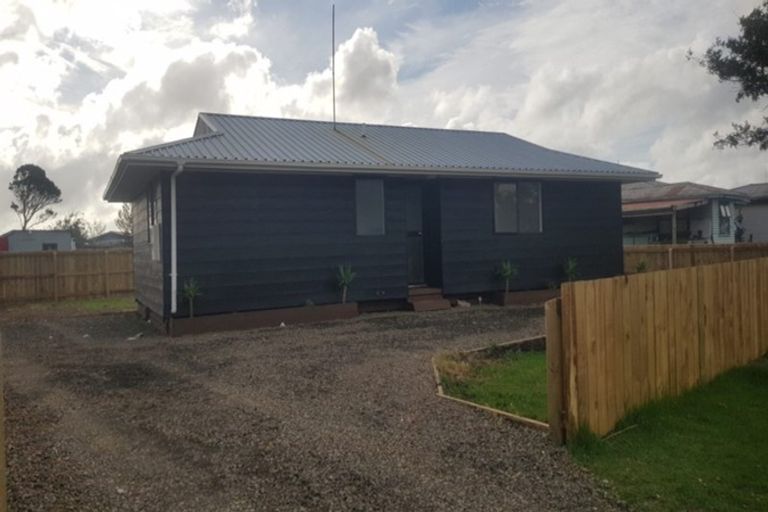 Photo of property in 19 Long Street, Awanui, 0483