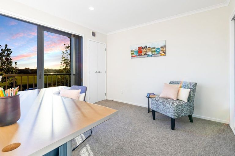Photo of property in 34 Squadron Drive, Hobsonville, Auckland, 0616