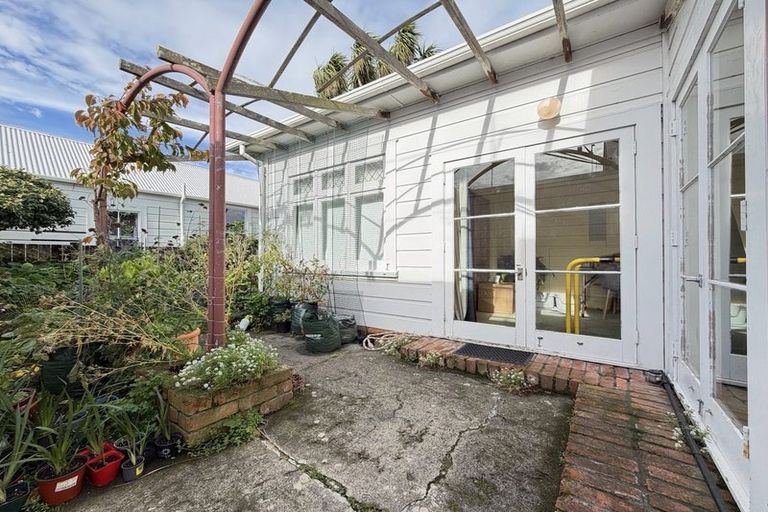 Photo of property in 61 Owen Street, Newtown, Wellington, 6021