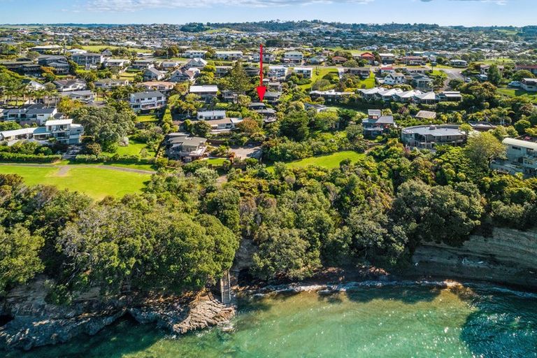 Photo of property in 4/9a Melandra Road, Stanmore Bay, Whangaparaoa, 0932