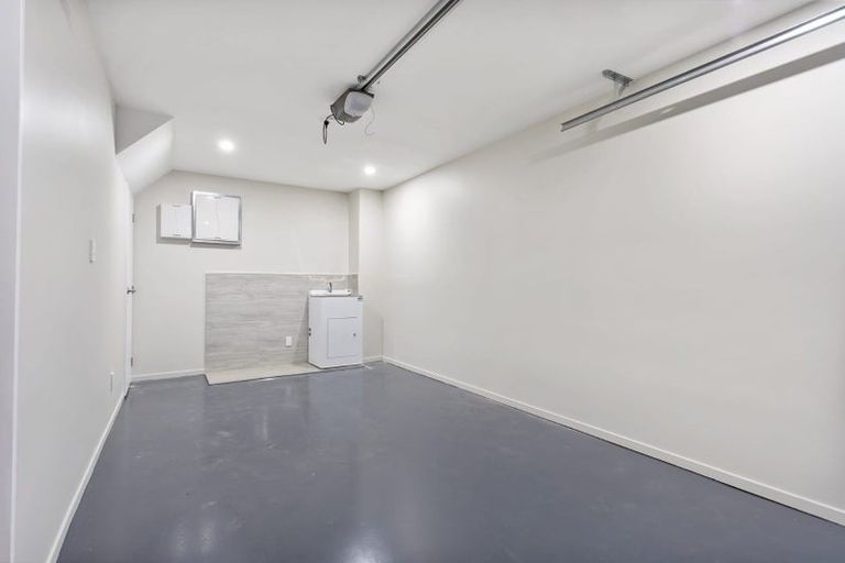 Photo of property in 13 Millcroft Lane, Ranui, Auckland, 0612