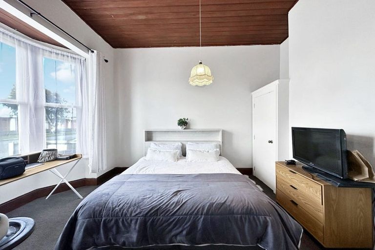 Photo of property in 11 Kelvin Street, Aramoho, Wanganui, 4500