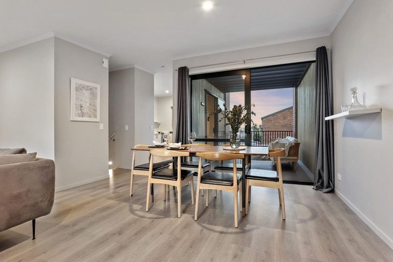 Photo of property in 18 Kerewhenua Crescent, Hobsonville, Auckland, 0616