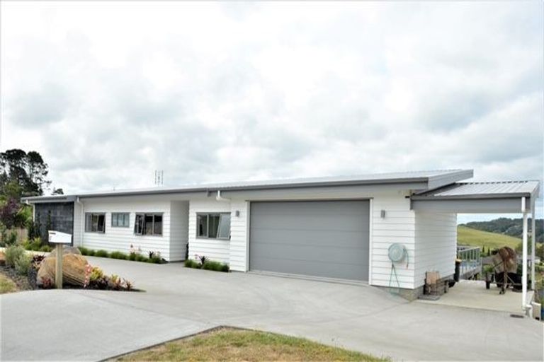 Photo of property in 87 Solan Drive, Waimauku, 0812