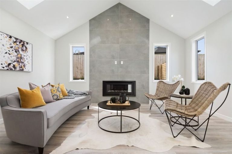 Photo of property in 6 Byron Drury Way, Riverhead, 0820