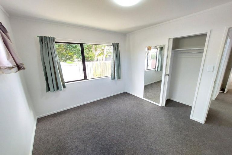 Photo of property in 10 Lacebark Court, Titirangi, Auckland, 0604