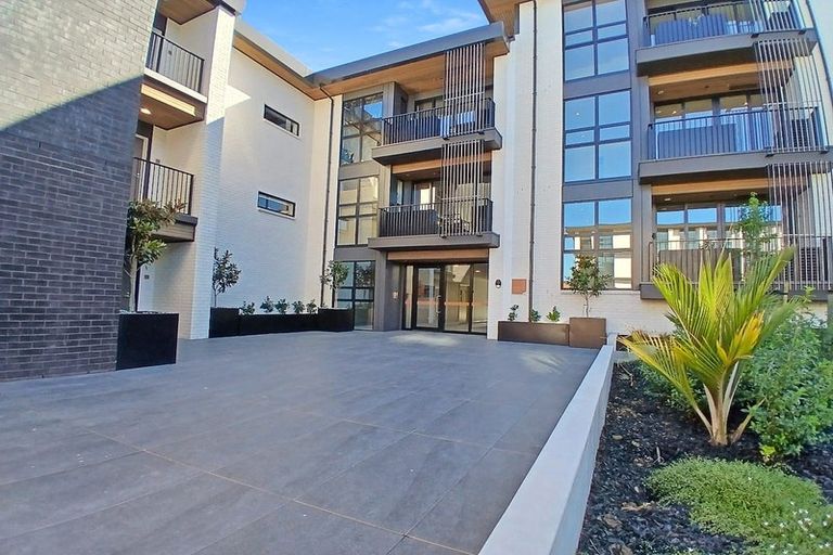 Photo of property in 308/21 Pennant Street, Long Bay, 0630