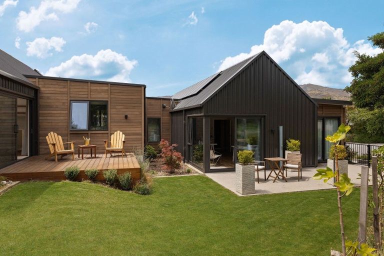 Photo of property in 17 Sarita Place, Cromwell, 9310