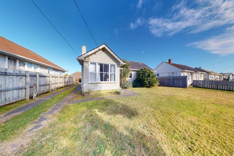 Photo of property in 23 Bennett Street, Gonville, Whanganui, 4501