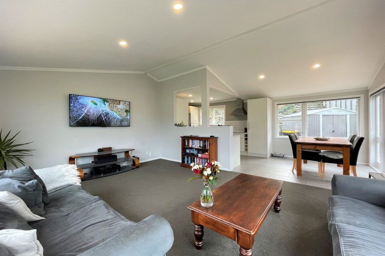 Photo of property in 59 Winston Street, Crofton Downs, Wellington, 6035