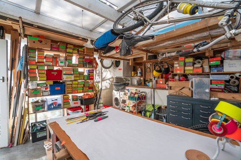 Photo of property in 121 Wellington Road, Paekakariki, 5034