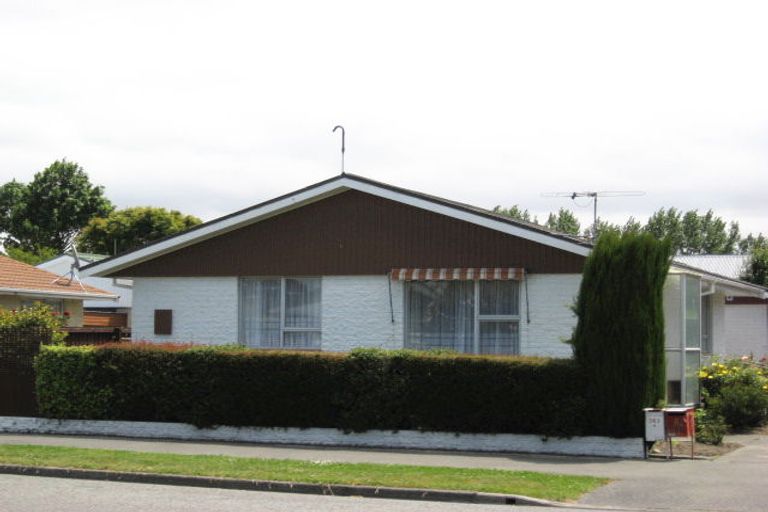 Photo of property in 363 Withells Road, Avonhead, Christchurch, 8042