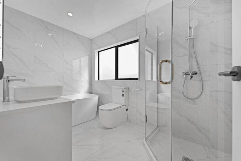 Photo of property in 31 Kaitiaki Drive, Clarks Beach, 2122