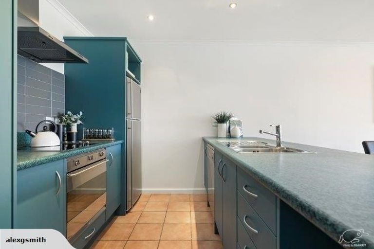 Photo of property in 6/27 The Rigi, Northland, Wellington, 6012