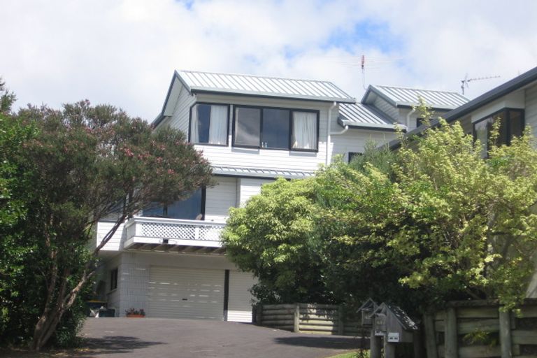 Photo of property in 1/48 Corunna Road, Milford, Auckland, 0620