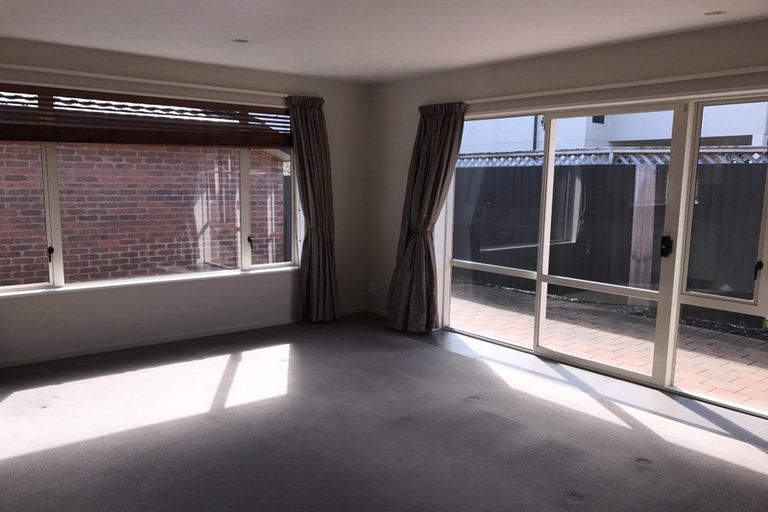 Photo of property in 71b Grafton Street, Waltham, Christchurch, 8011