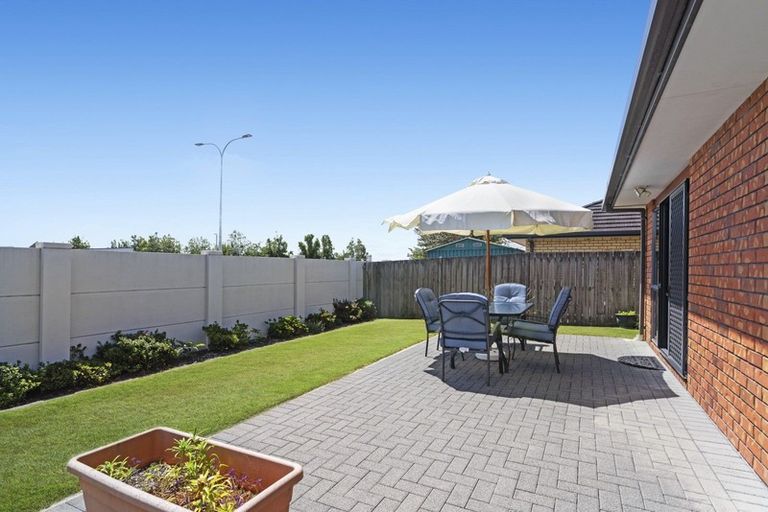 Photo of property in 10 Owhatiura Drive, Lynmore, Rotorua, 3010