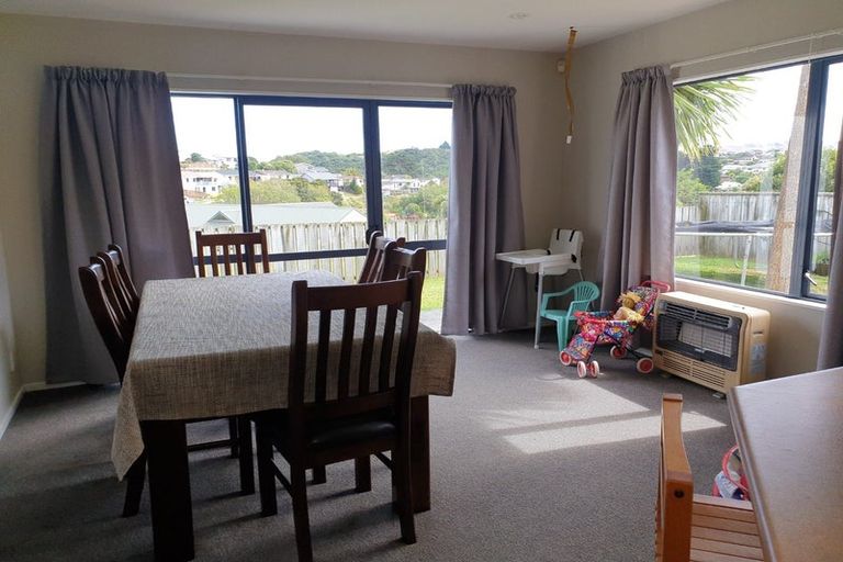 Photo of property in 74 Samwell Drive, Whitby, Porirua, 5024