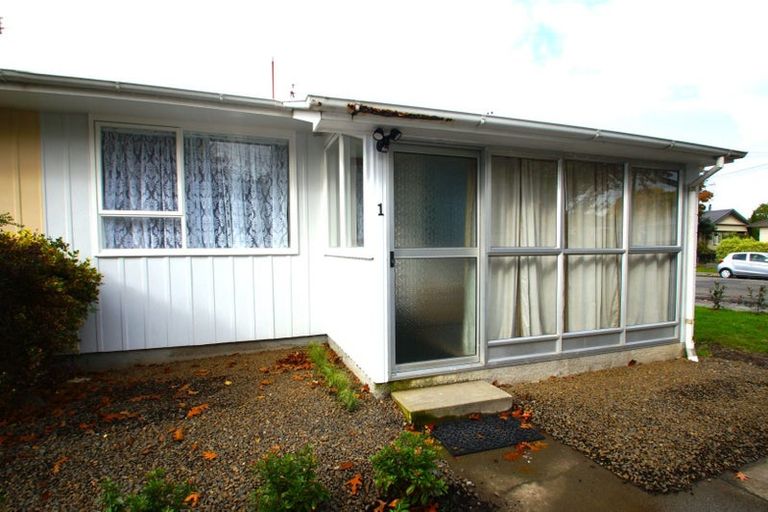 Photo of property in 1/74 Saint James Avenue, Papanui, Christchurch, 8053