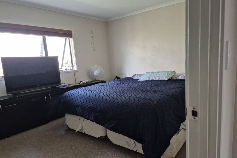 Photo of property in 57b Sabulite Road, Kelston, Auckland, 0602