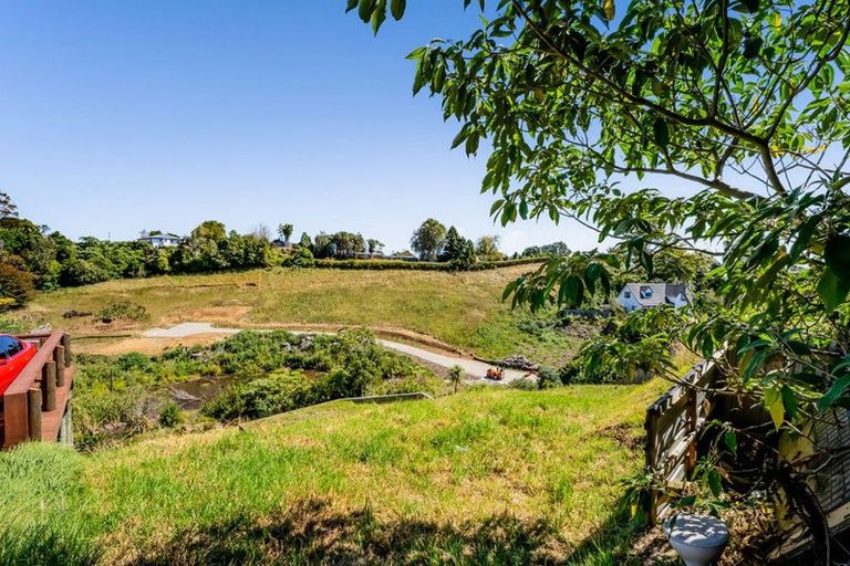 Photo of property in 63b Heta Road, Highlands Park, New Plymouth, 4312