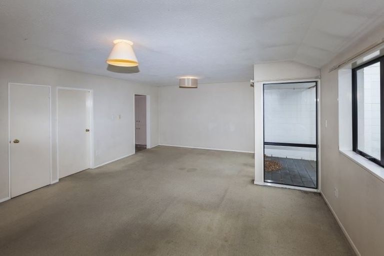 Photo of property in 10 Mayfair Street, Riccarton, Christchurch, 8011