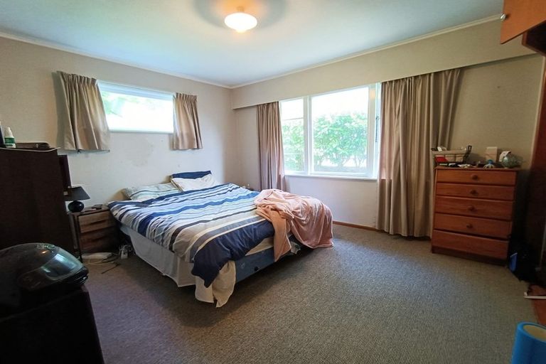 Photo of property in 15 Collier Avenue, Karori, Wellington, 6012