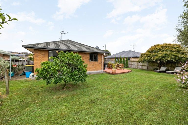 Photo of property in 19 Farnborough Drive, Nawton, Hamilton, 3200