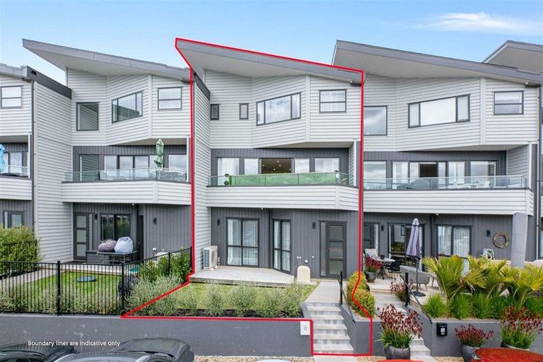 Photo of property in 14 Moki Place, Long Bay, Auckland, 0630