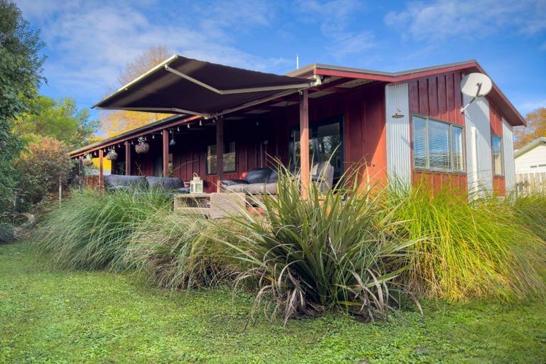 Photo of property in 13 Miller Street, Otane, 4202