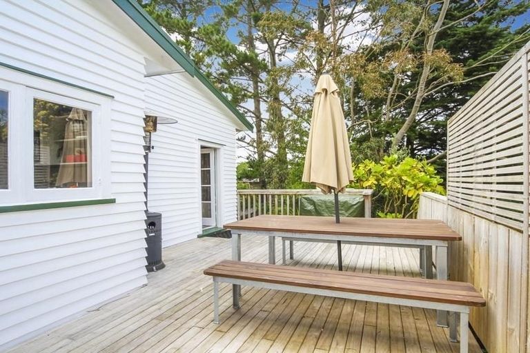 Photo of property in 59 Woodside Road, Massey, Auckland, 0614