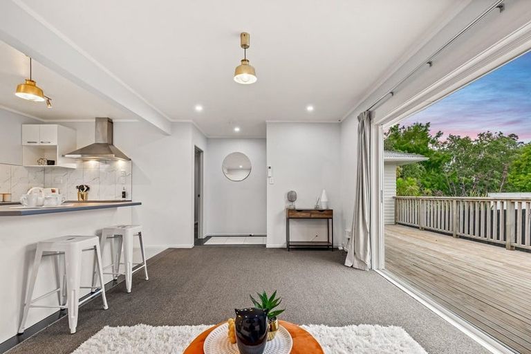 Photo of property in 97 Metcalfe Road, Ranui, Auckland, 0612