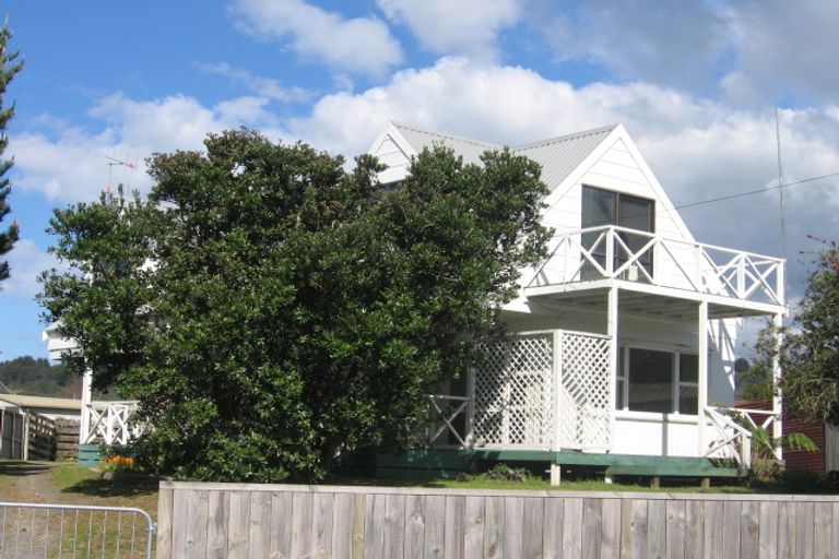 Photo of property in 116 Weka Street, Whangamata, 3620