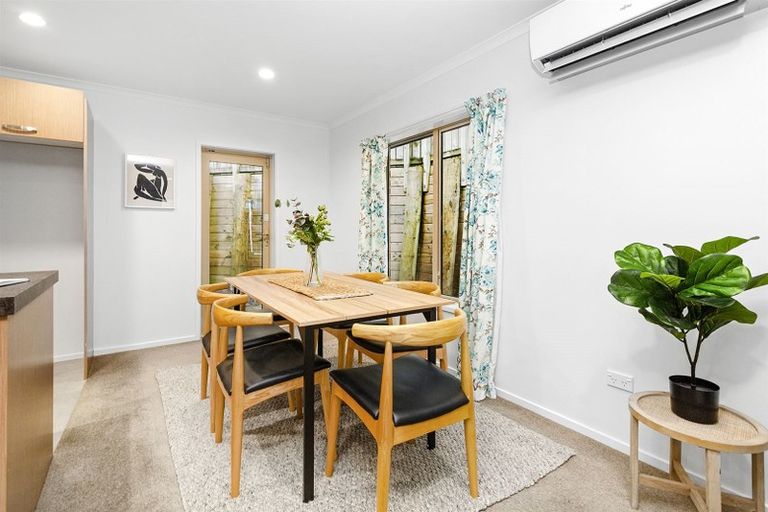 Photo of property in 93 Oriel Avenue, Tawa, Wellington, 5028