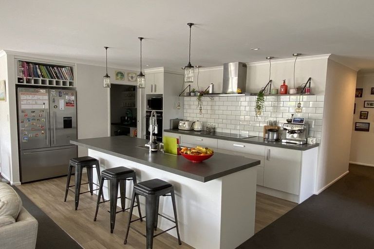 Photo of property in 15 Magnolia Lane, Kaukapakapa, Helensville, 0875