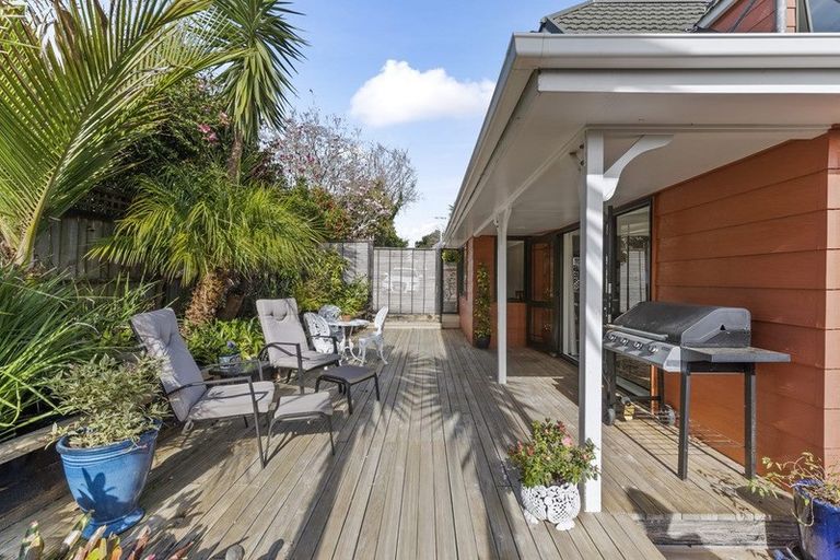 Photo of property in 94a /2 Coronation Road, Hillcrest, Auckland, 0627