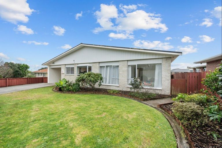 Photo of property in 19 Bronte Place, Whalers Gate, New Plymouth, 4310