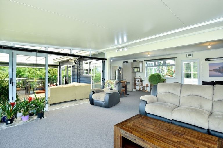 Photo of property in 128 Tauwhareparae Road, Tolaga Bay, 4077