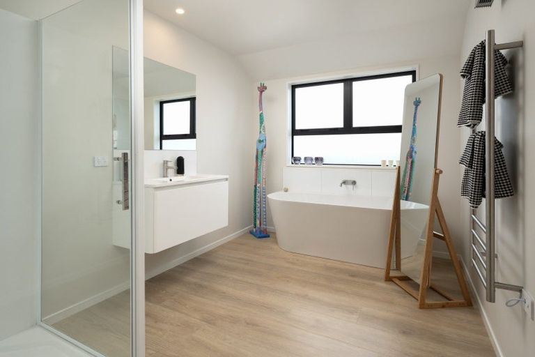 Photo of property in 8 Whitehall Drive, Springlands, Blenheim, 7201