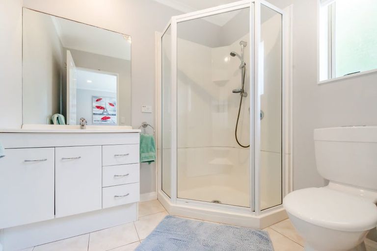 Photo of property in 17b Te Kupe Road, Paraparaumu Beach, Paraparaumu, 5032