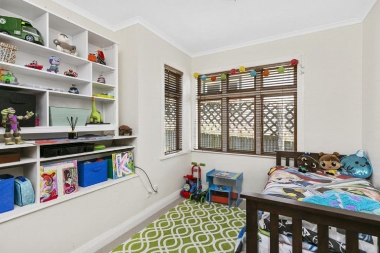 Photo of property in 3 Haumia Street, Johnsonville, Wellington, 6037