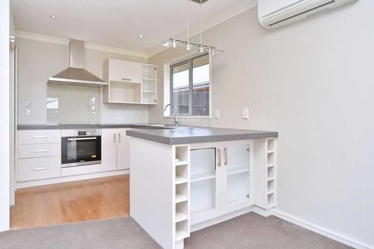 Photo of property in 49a Mcmahon Drive, Aidanfield, Christchurch, 8025