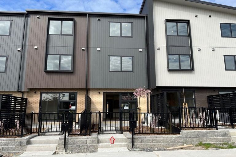 Photo of property in 33 Jabuka Street, Glen Eden, Auckland, 0602